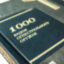 Книга в кожаном переплете "1000 видов огнестрельного оружия"
